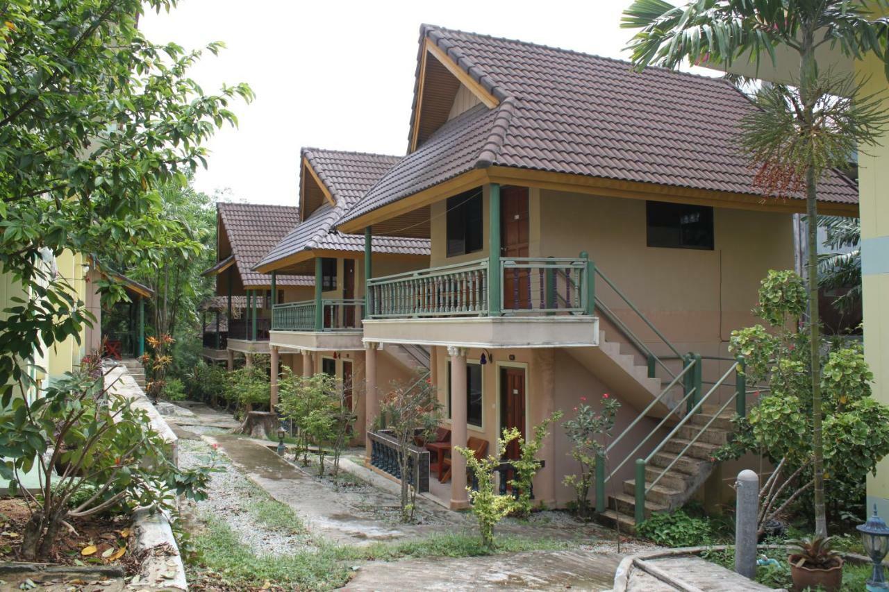 Merit Hill Bungalows Hotel Phuket Exterior foto