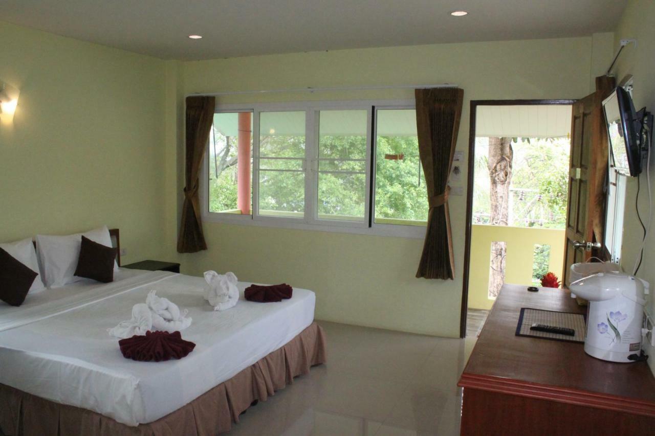 Merit Hill Bungalows Hotel Phuket Exterior foto